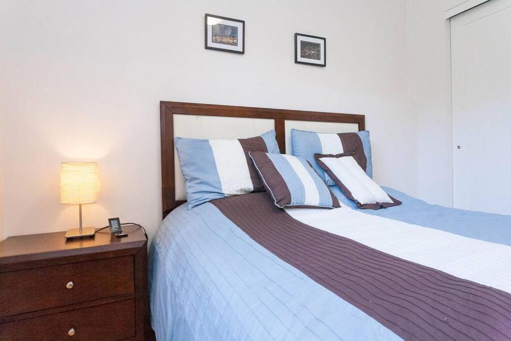 1br in quaint area, subway 12 mins to downtown, free EVcharge